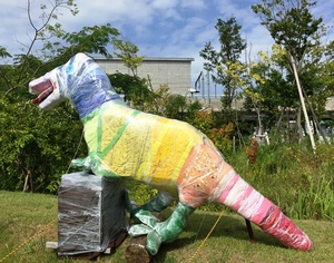 虹色の恐竜④.jpg